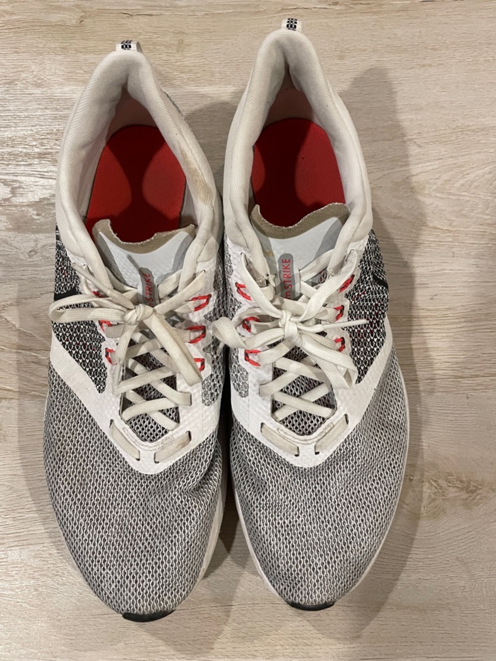 Nike Zoom Running Sneakers with Red Insole